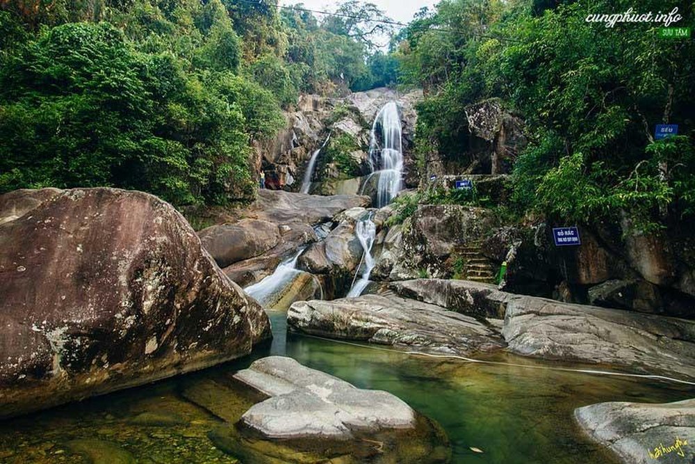 NORTHEAST VIETNAM CYCLING DISCOVERY MONG CAI - BINH LIEU - TIEN YEN 4 DAYS